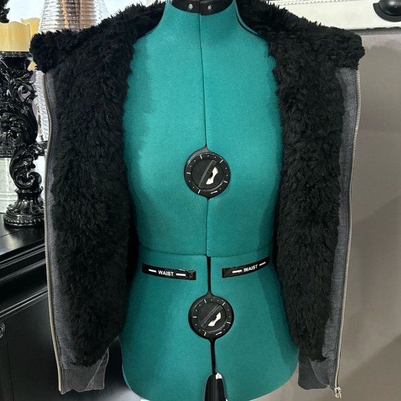 PINK Victoria’s Secret Green Bay packers faux fur lined bling hoodie - Picture 9 of 15